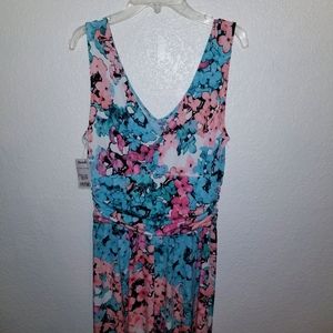 London Times NWT Sleeveless Maxi